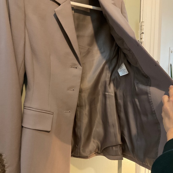 Aritzia Babaton Standout Blazer - Picture 9 of 11